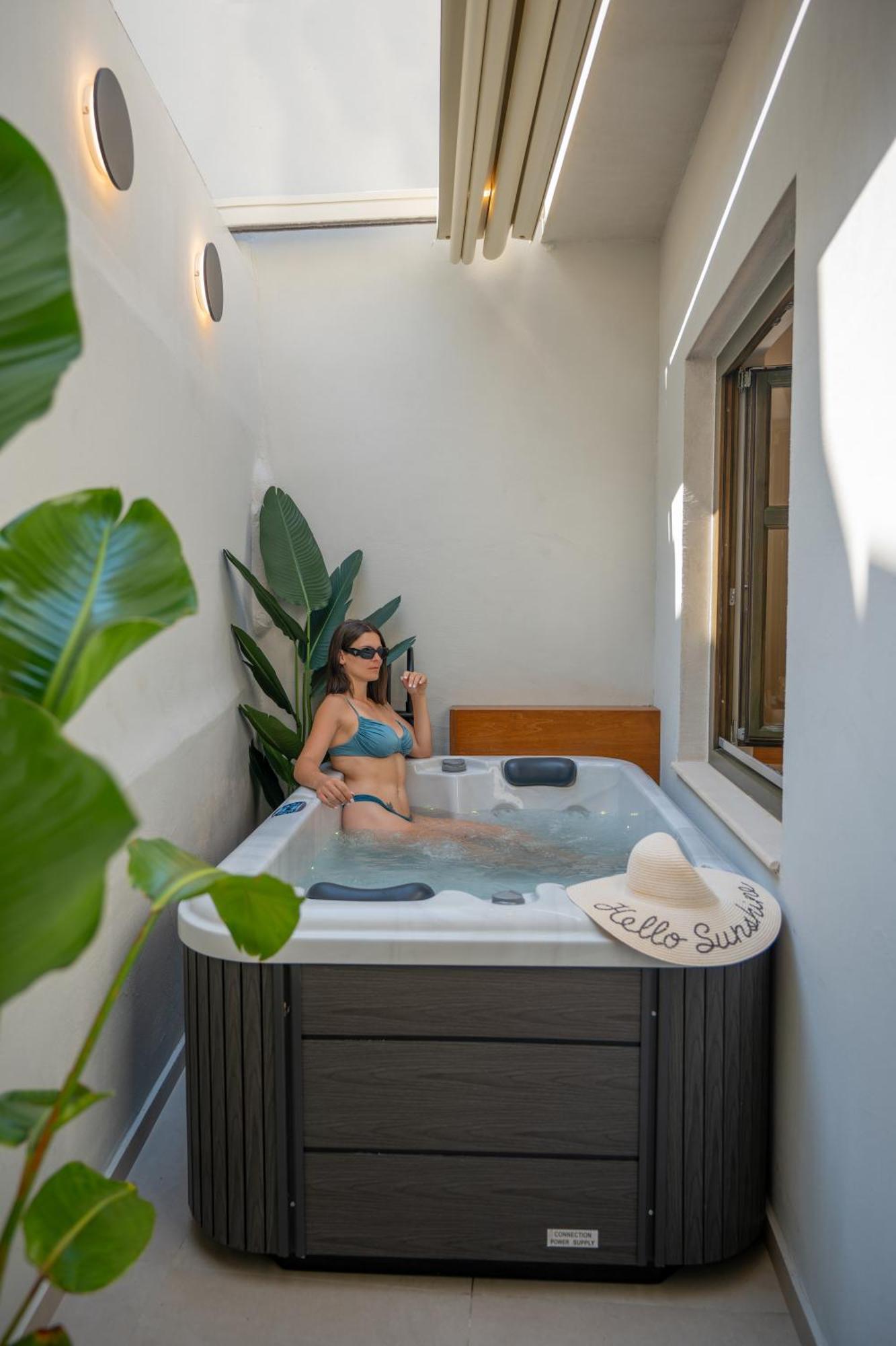 Rettimo Suites, Experience Luxury In The Heart Of Rethymno Zewnętrze zdjęcie