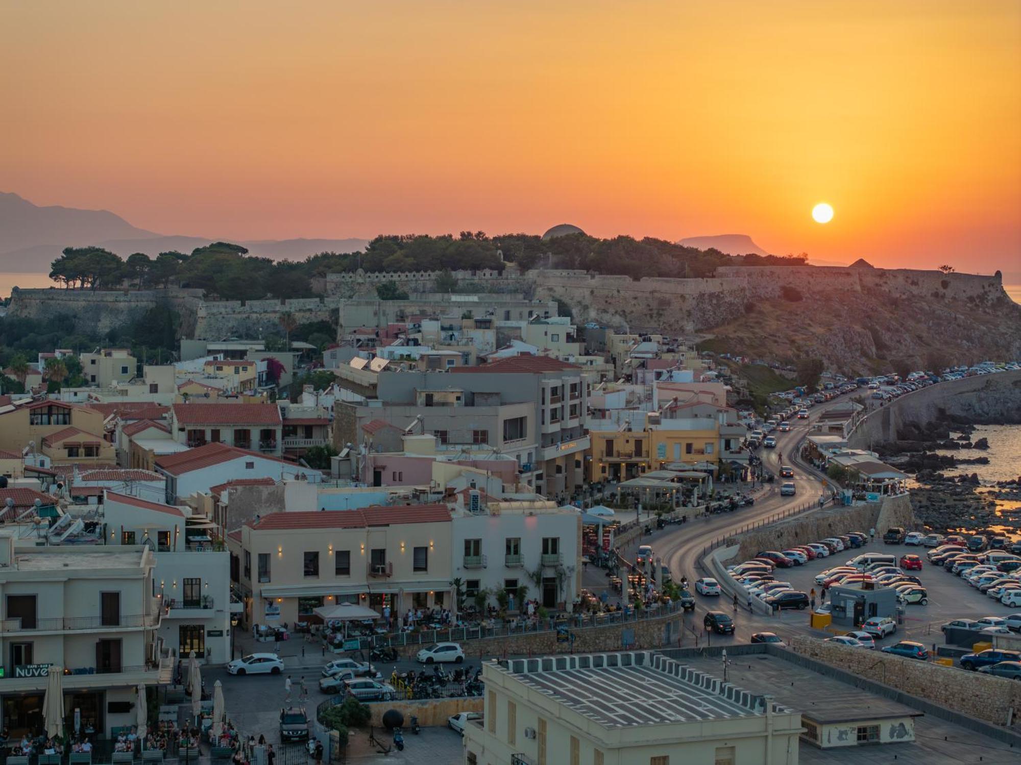 Rettimo Suites, Experience Luxury In The Heart Of Rethymno Zewnętrze zdjęcie